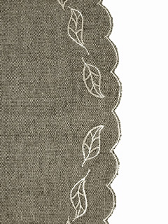 スカラップ刺繍